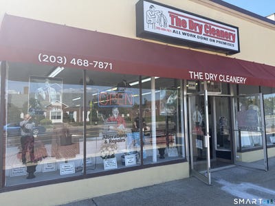 /international/us/210-main-street-east-haven-ct-110120559929/