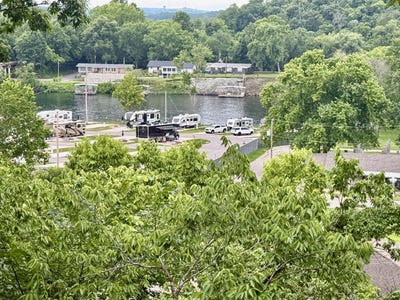 /international/us/802-s-5th-street-branson-mo-110108983797/