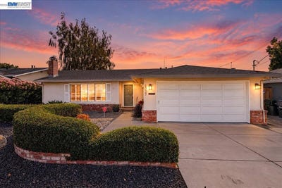 /international/us/1327-columbus-ave-livermore-ca-110120465589/