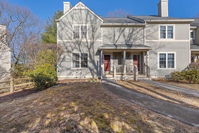 /international/us/4901-applewood-circle-carmel-ny-110098464615/