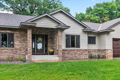 /international/us/4510-county-road-30-sw-waverly-mn-110105285275/