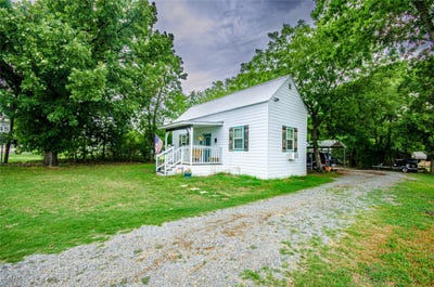 /international/us/208-n-main-bailey-tx-110109060781/