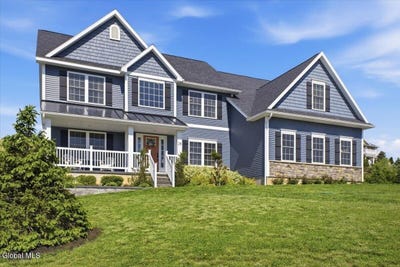 /international/us/28-park-ridge-drive-east-greenbush-ny-110108332970/
