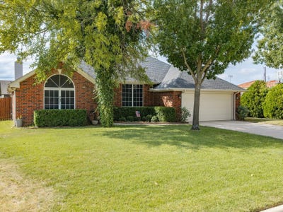 /international/us/2106-ridgewood-drive-bridgeport-tx-110120079808/