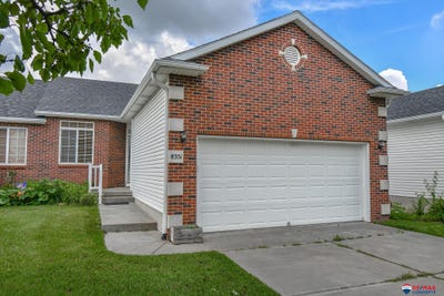 /international/us/8351-s-tularosa-court-lincoln-ne-110100969841/