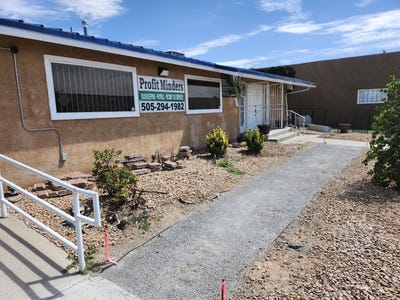 /international/us/608-chama-street-ne-albuquerque-nm-110107809597/