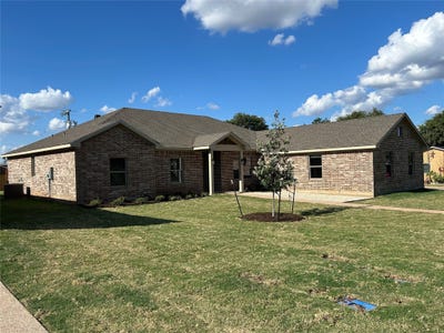 /international/us/1501-w-6-th-street-mcgregor-tx-110102547690/