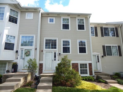 /international/us/409-e-victoria-circle-north-aurora-il-110107844780/