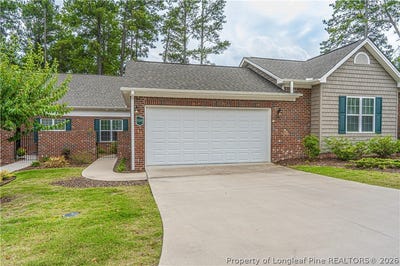 /international/us/535-lighthorse-circle-aberdeen-nc-110108539775/