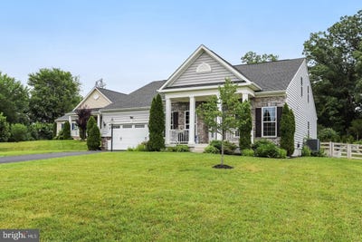 /international/us/26798-barnsley-place-chantilly-va-110120488789/