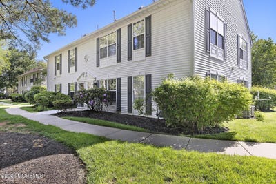 /international/us/19-parker-pass-colts-neck-nj-110108170217/