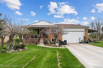 /international/us/13799-31-mile-road-washington-twp-mi-110107955300/