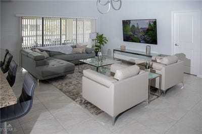 /international/us/503-sw-11th-court-cape-coral-fl-110101685357/