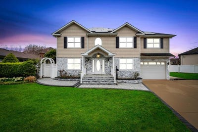 /international/us/6-garden-circle-syosset-ny-110098591877/