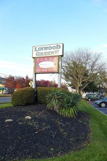 /international/us/210-new-road-linwood-nj-110104053782/