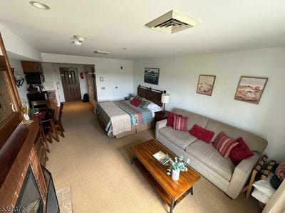 /international/us/200-state-rt-94-vernon-twp-nj-110099674272/