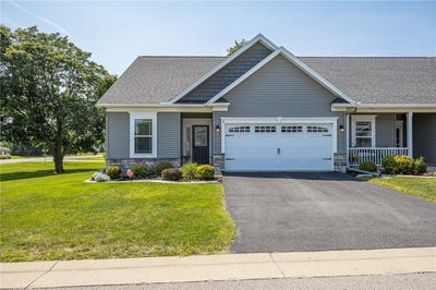 /international/us/1-cedar-cove-trail-rochester-ny-110119424572/