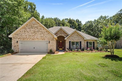 /international/us/556-calibre-street-fairhope-al-110108477032/