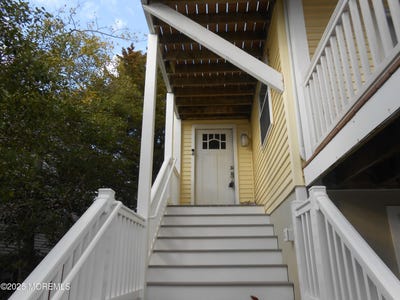 /international/us/4-e-20th-street-barnegat-light-nj-110098786095/