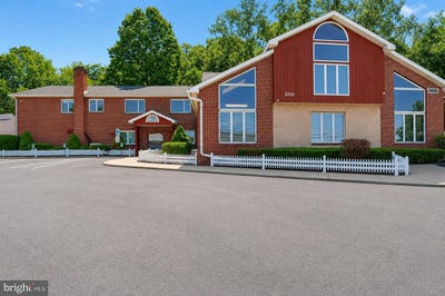 /international/us/200-elmwood-street-state-college-pa-110109570851/