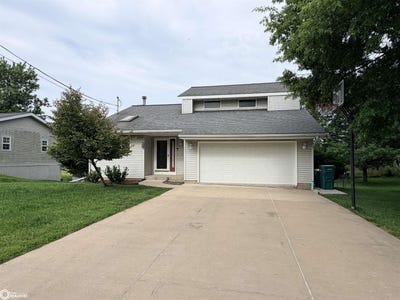 /international/us/908-s-8th-street-fairfield-ia-110108377760/