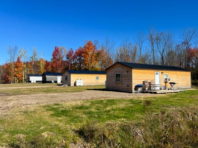 /international/us/20-mccarthy-road-brushton-ny-110095984969/