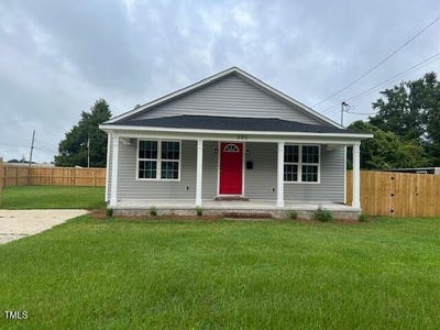 /international/us/301-w-duke-street-dunn-nc-110100968167/