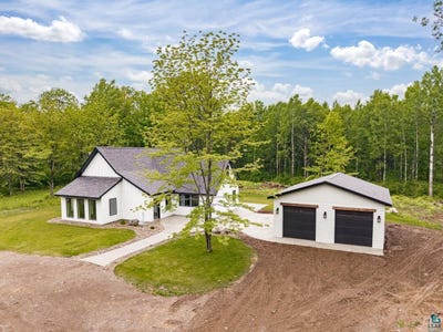 /international/us/4685-aune-rd-saginaw-mn-110108660814/