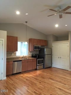 /international/us/808-edmund-street-raleigh-nc-110102773108/