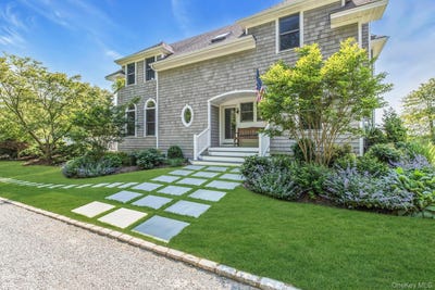 /international/us/56-s-country-road-westhampton-ny-110104516126/