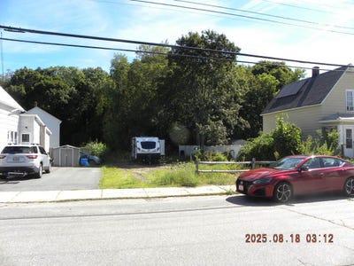 /international/us/49-north-avenue-sanford-me-110101822101/