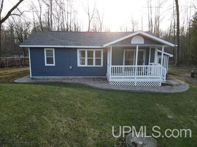 /international/us/n941-m35-highway-menominee-mi-110107454138/