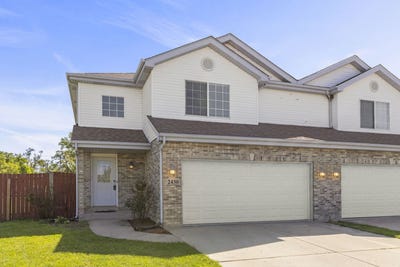 /international/us/2430-caton-crest-court-crest-hill-il-110107876407/