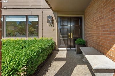 /international/us/40-condolea-ct-lakeoswego-or-110108221334/