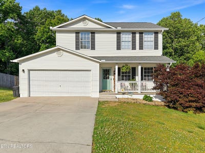 /international/us/8258-oak-terrace-lane-powell-tn-110108201767/
