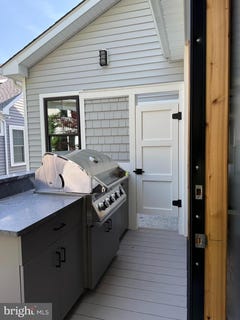 /international/us/20682-maple-st-rehoboth-beach-de-110098456817/?lang=en