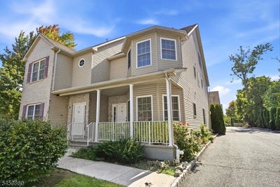 /international/us/708-e-front-st-plainfield-city-nj-110110216365/