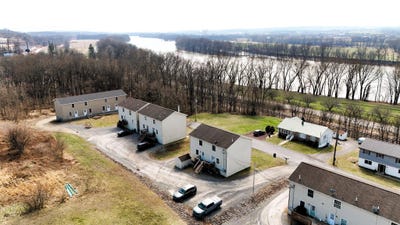 /international/us/117-s-main-street-watsontown-pa-110107632899/