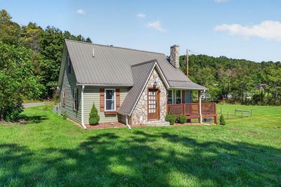/international/us/94-stevens-creek-rd-fries-va-110120062771/