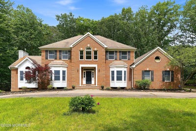 /international/us/5-ivy-court-millstone-nj-110108386900/