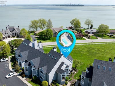 /international/us/10961-n-bay-point-drive-marblehead-oh-110107846448/