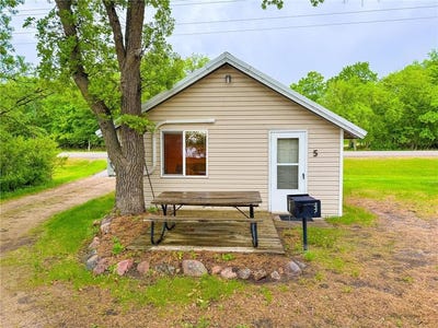 /international/us/27621-co-hwy-83-battle-lake-mn-110106331285/