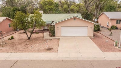 /international/us/104-san-de-christo-court-bloomfield-nm-110108108407/