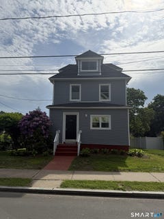 /international/us/220-newbury-street-hartford-ct-110108415599/