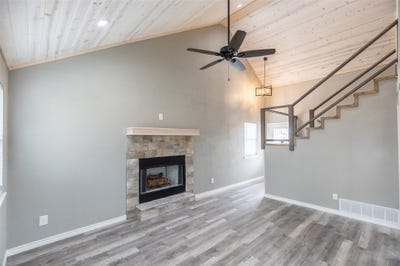 /international/us/708-w-1st-street-coleman-tx-110106503192/