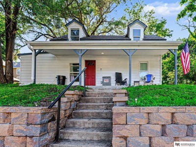 /international/us/206-n-linn-street-glenwood-ia-110108768472/