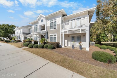 /international/us/2537-st-james-drive-se-southport-nc-110108336560/