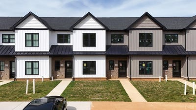 /international/us/106-luke-court-rustburg-va-110108715067/