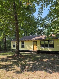 /international/us/465-sunset-ridge-ln-hilham-tn-110119500338/