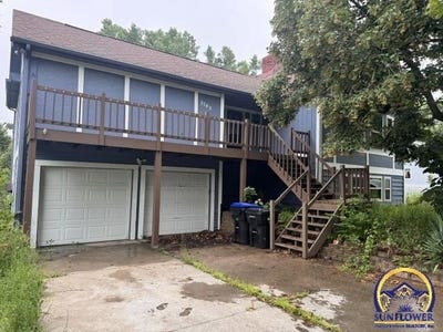 /international/us/3740-sw-worwick-town-rd-topeka-ks-110109056158/